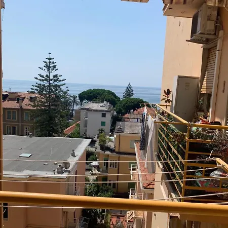 Daire Attractive In Near Beach Sanremo